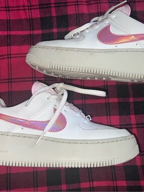 Nike Women’s White Platform a with Pink Iridescent Swoosh
